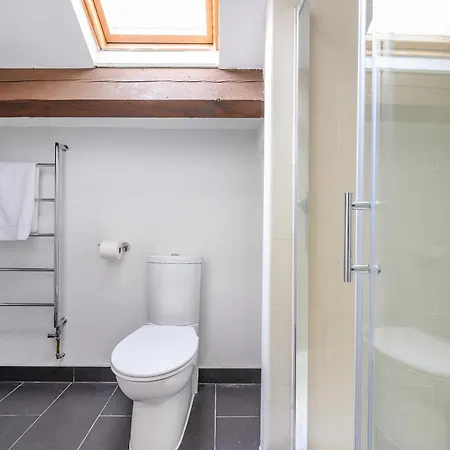 Rc83Pl - Cozy Double Room In West Yorkshire