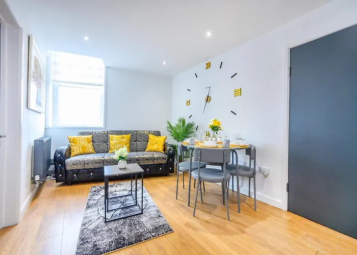 Guest house -rc83- For Your Relaxed,cosy Stay,free Parking Leeds (West Yorkshire)